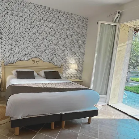 Chateau De Challanges