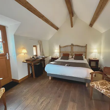 Chateau De Challanges Hotel 4*