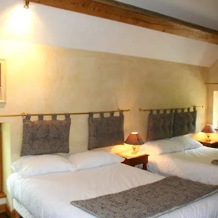 Chateau De Challanges Hotel