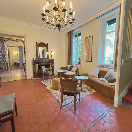 Chateau De Challanges Hotel