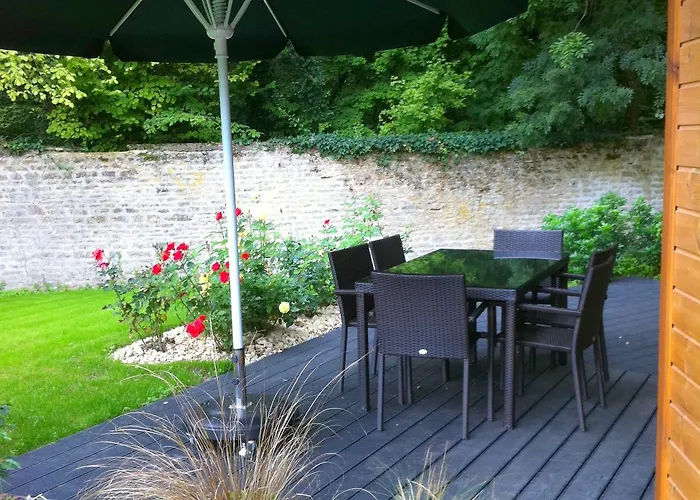 Chateau De Challanges Hotel 4*