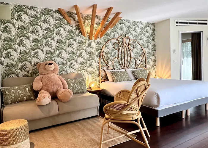 Chateau De Challanges Hotel Beaune (Cote d'Or)